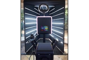 Vogue Photo Booth (Photo Booths) in Orlando