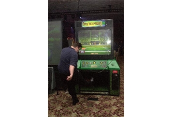 Football - Split The Uprights (Arcade Games) in Orlando