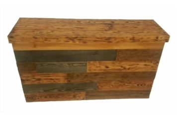 Wood Plank Bar in Orlando