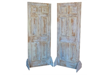 Whitewash Standing Door Walls in Orlando