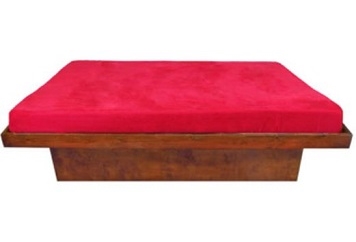 Lounge Bed - Mahogany and Red in Orlando